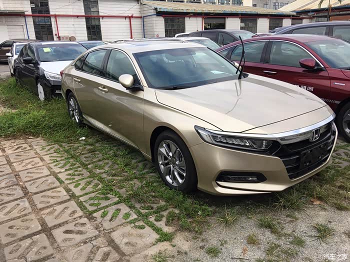 雅阁为什么不生产金色!多一个选择不更好吗