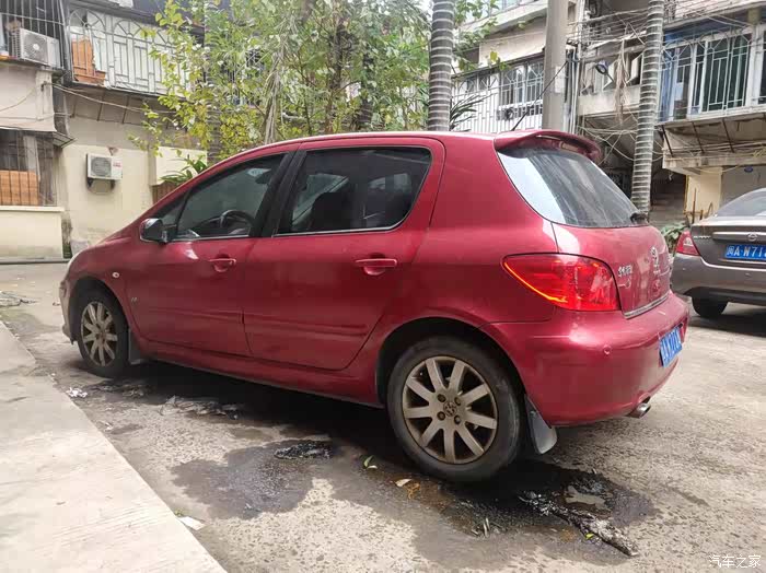 标致30720红色两箱自动顶配出售