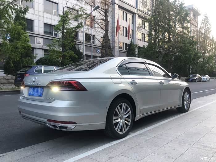 【老友记】——开着银色辉昂游玩北京