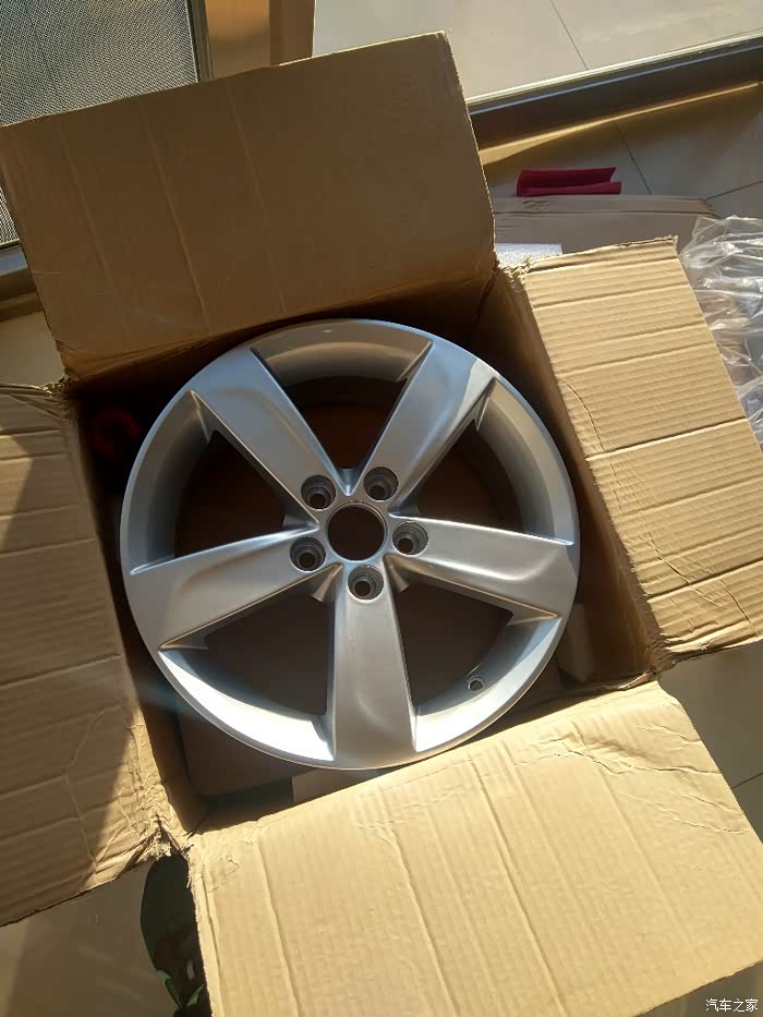 19款桑塔纳改装轮毂