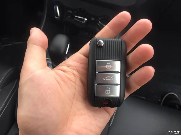 最后车钥匙镇楼.