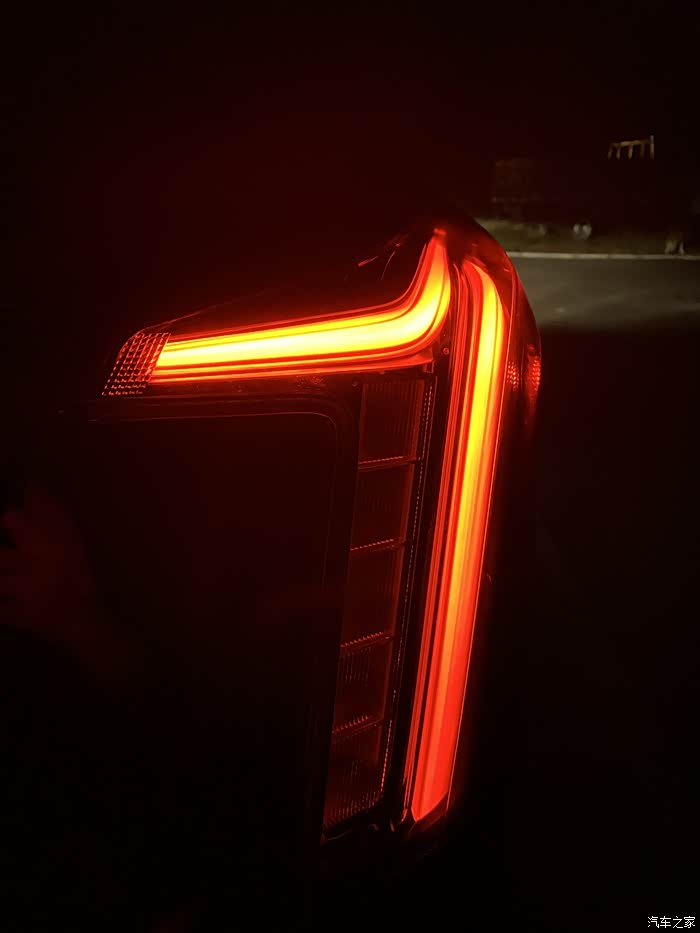 一见倾心~我的它(凯迪拉克ct5)