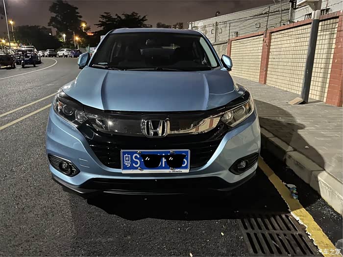 一日本田终身本田天际蓝缤智提车作业