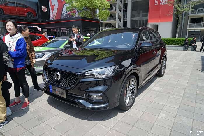 【图】#2019 mg live 我在现场# 跟我一起欣赏mg酷炫改装车_名爵zs