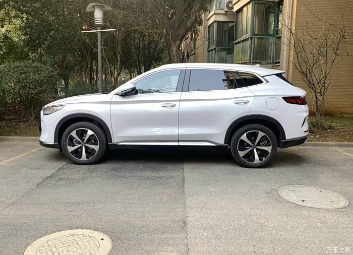 好开空间大比亚迪宋plusdmi