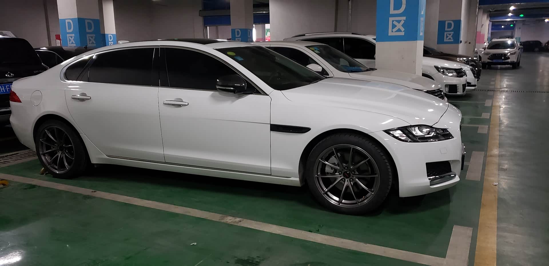 【图】白色xfl配什么颜色轮毂好看_捷豹xf/xfl论坛_汽车之家论坛