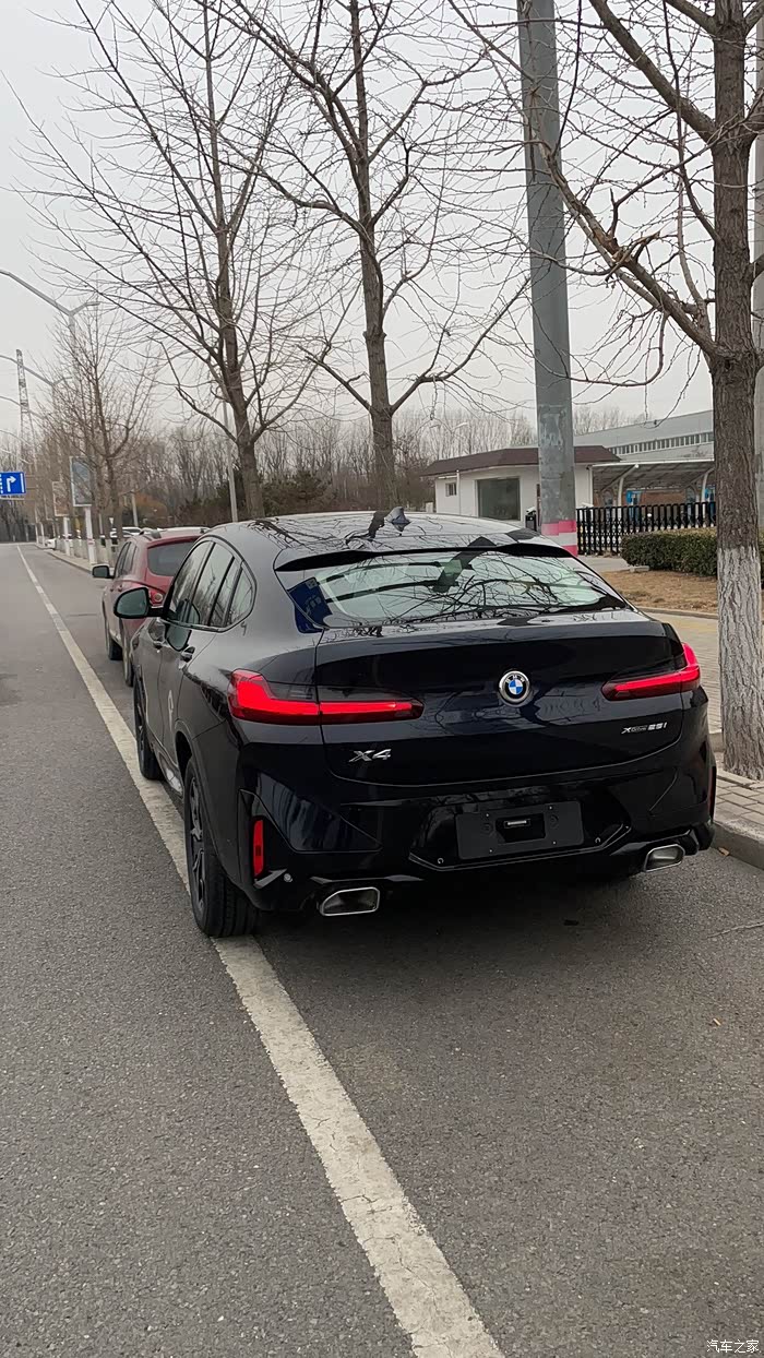 【图】2022款炭黑25i提车_宝马x4论坛_汽车之家论坛