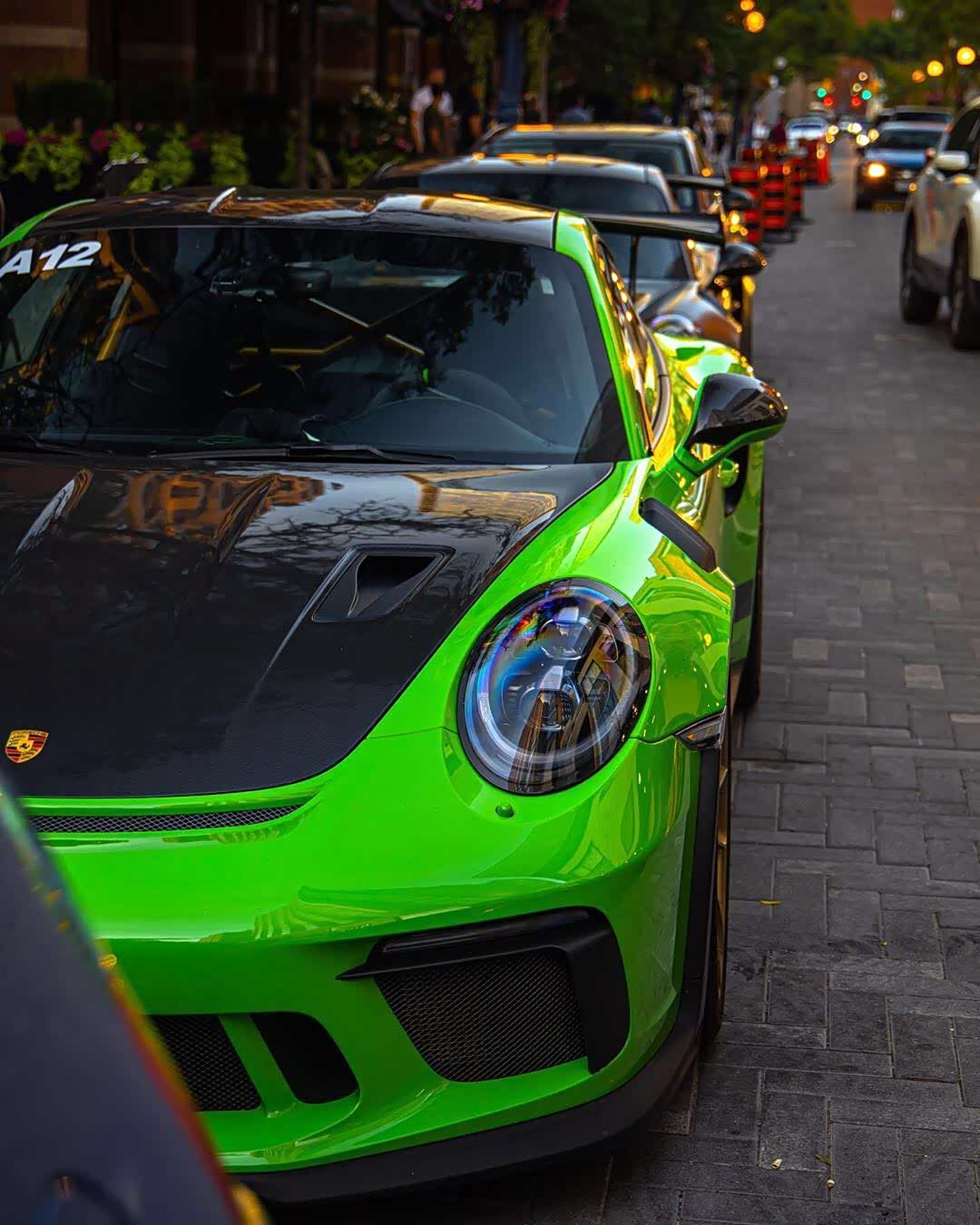 保时捷911 gt3rs 蜥蜴绿车漆