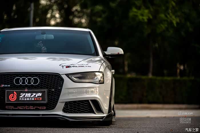 奥迪a4l13款改装五年的情人一路的变形