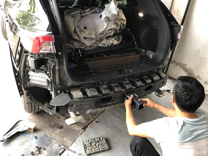 福特锐际改装拖车后杠