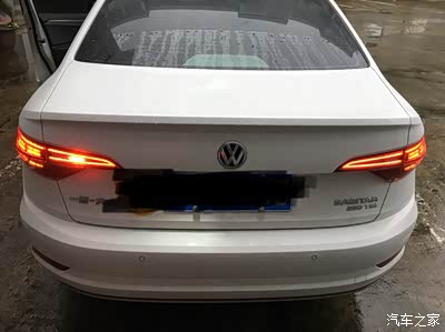 2019款新速腾雾灯只亮一个,求解