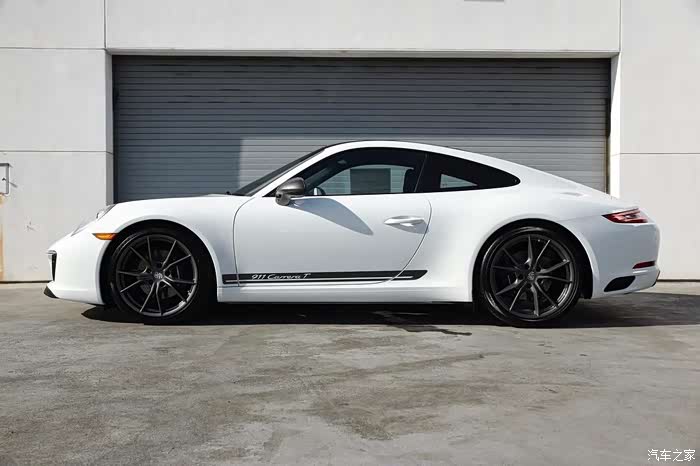 保时捷911carrerat纯白色的911也好帅