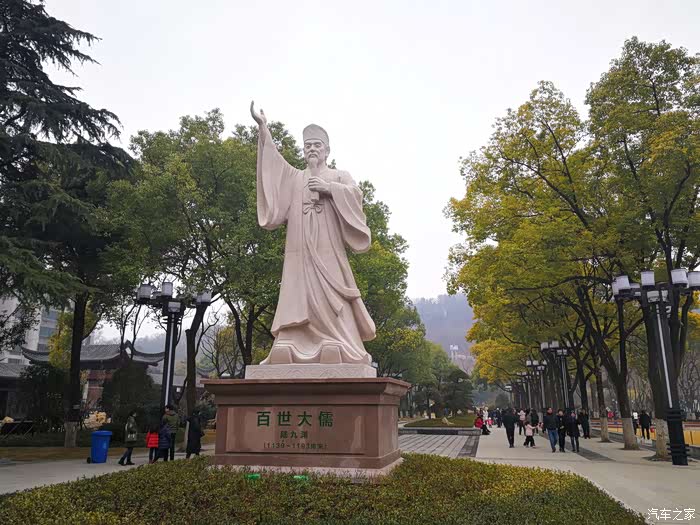 【15周年】【西瓜哥出品7】携f7第一次游龙泉公园