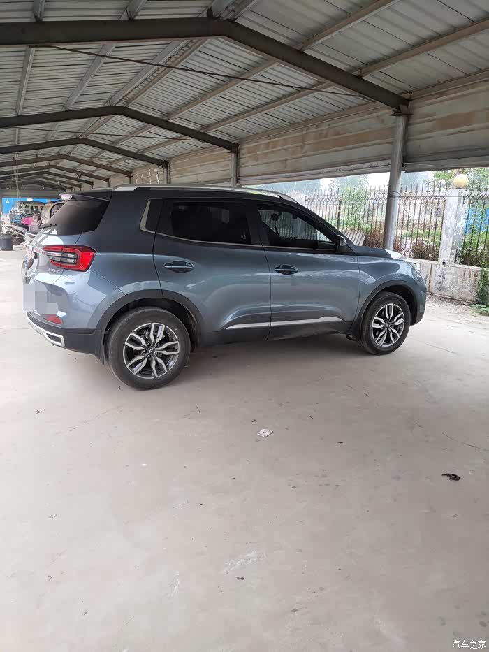 【图】哪位车友5x是钛金灰的,请发几张实车照片_瑞虎5x论坛_汽车之家