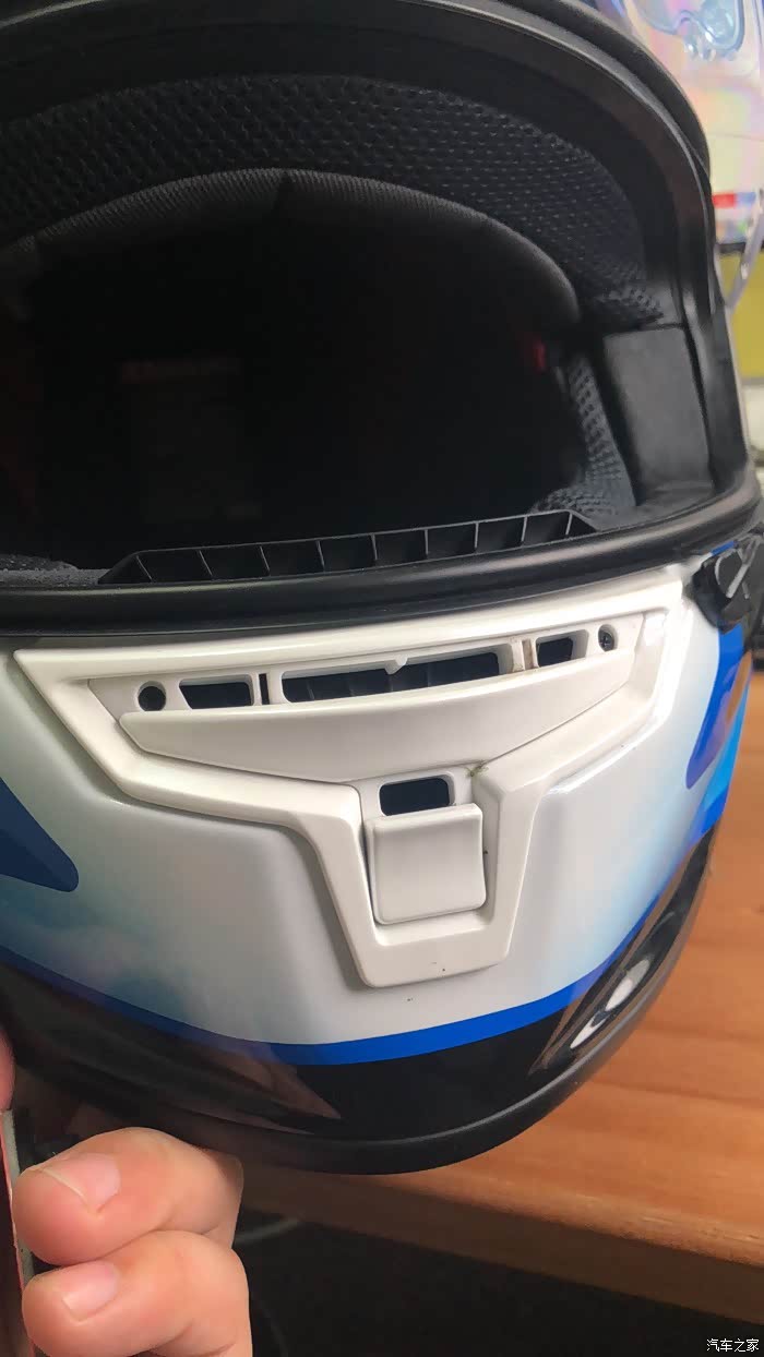 Shoei头盔如何在下巴装gopro运动相机?