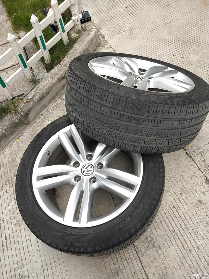 求购途锐轮胎轮毂一套,要成色好的,19寸或20寸,11款途锐使用