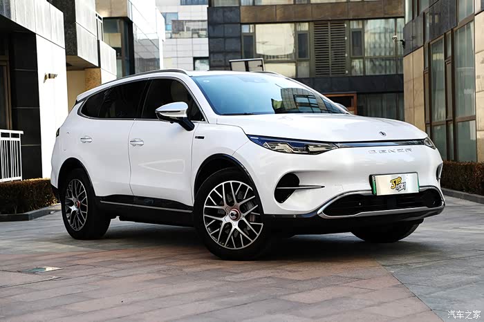 优雅与性能兼备试驾全新腾势x纯电旗舰版