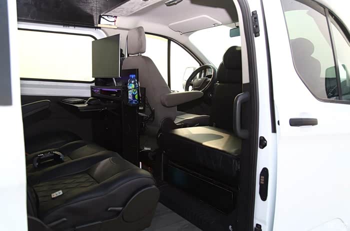 全顺模块化床车改装方案分享代步旅行拉货办公放摩托