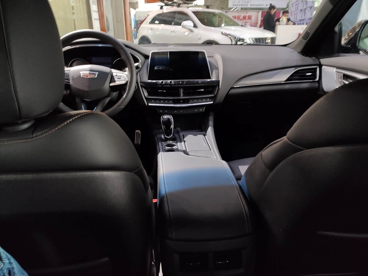 大家感觉ct5这车内饰算好吗