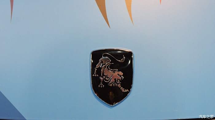 东风风行换标咆哮狮子t5首次采用全新logo车型