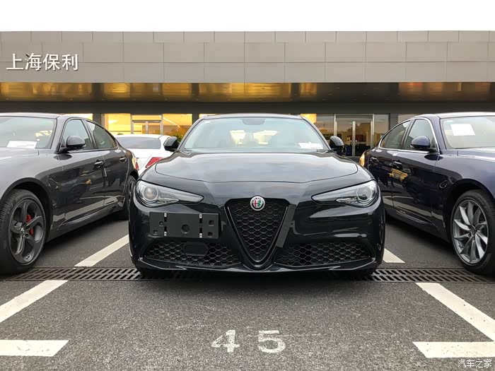 出2019款giulia火山黑黑标限量版