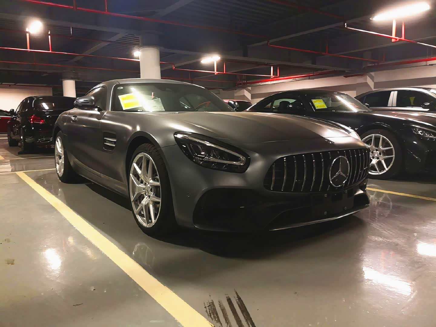 amg gt双门版 ,v8发动机476马力的跑车