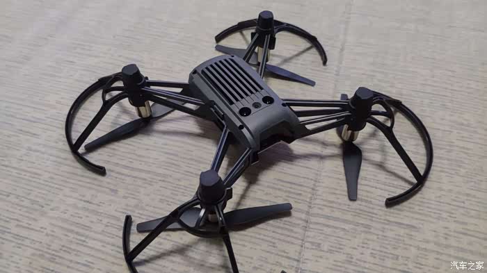 【家家众测】大疆特洛无人机静态展示测试