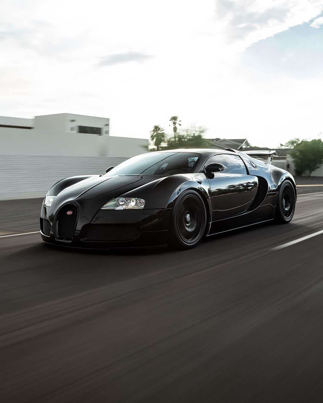 【图】大黑龙veyron好霸气_布加迪论坛_汽车之家论坛