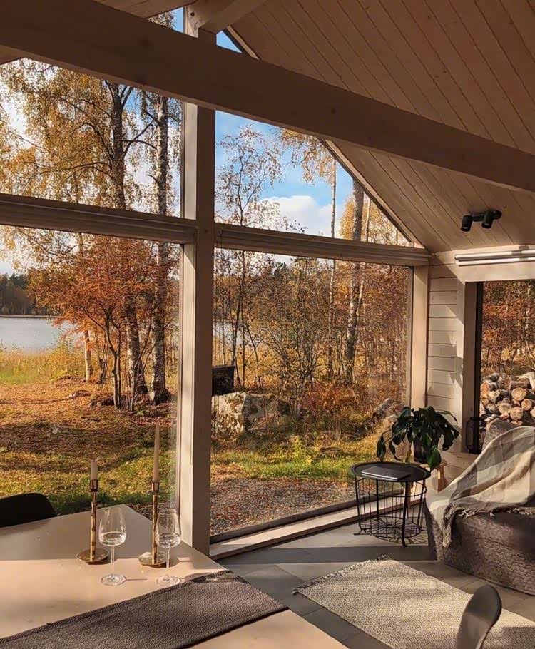 舒服自在好一个天高云远的秋日傍晚