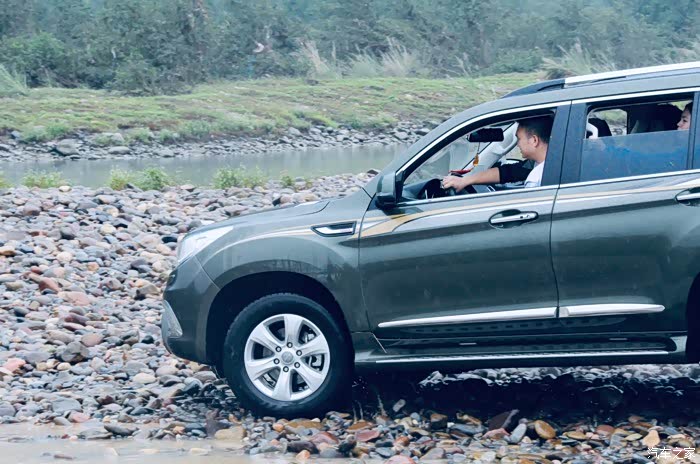 【图】没有机会奔腾在万里,此生有机会相聚在水里_哈弗h9论坛_汽车之