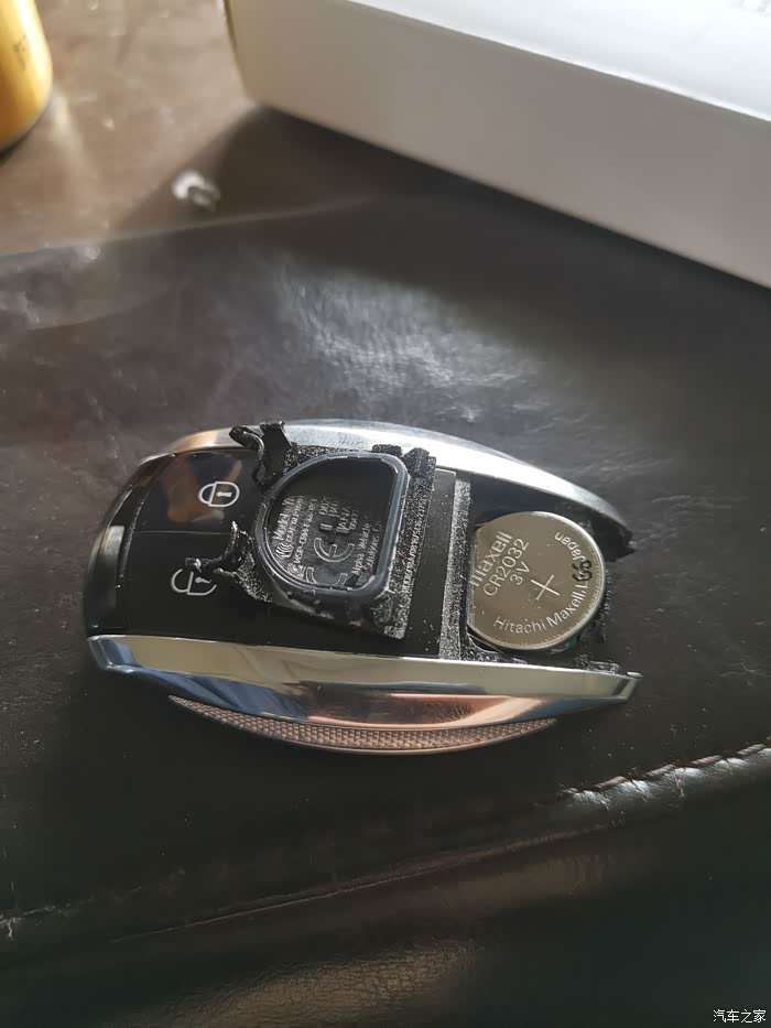 【图】添越的钥匙怎么换电池?_宾利论坛_汽车之家论坛