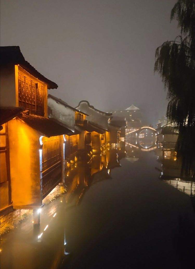 江南雨夜图片唯美图片