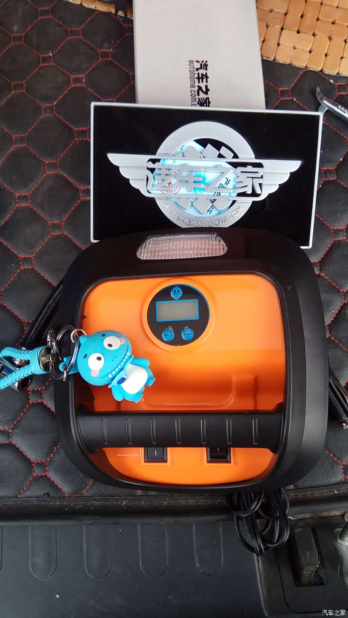 家家众测行车必备领臣车载便携式充气泵