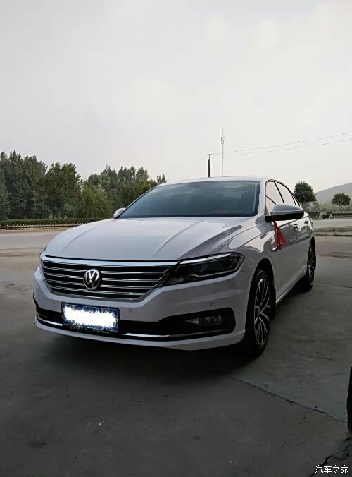 首提华中地区第一辆18款朗逸plus豪华白