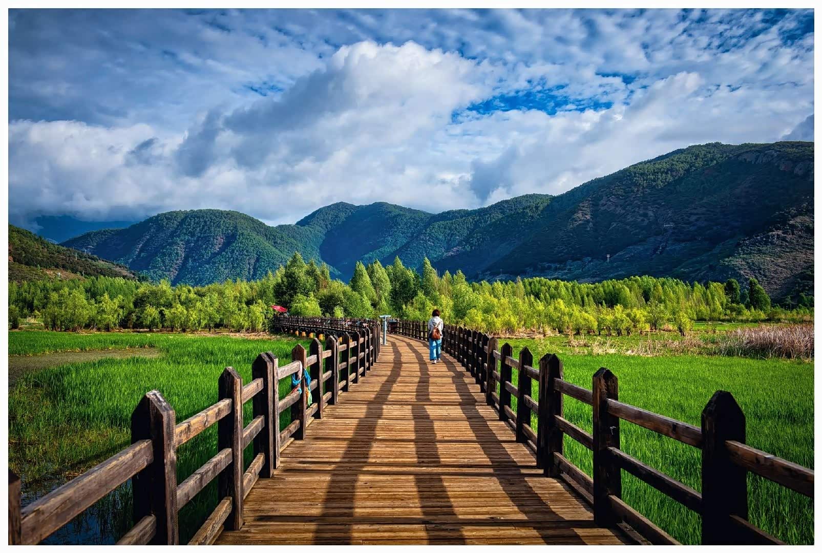 最美的季节去泸沽湖的走婚桥上遇见最浪漫的爱情