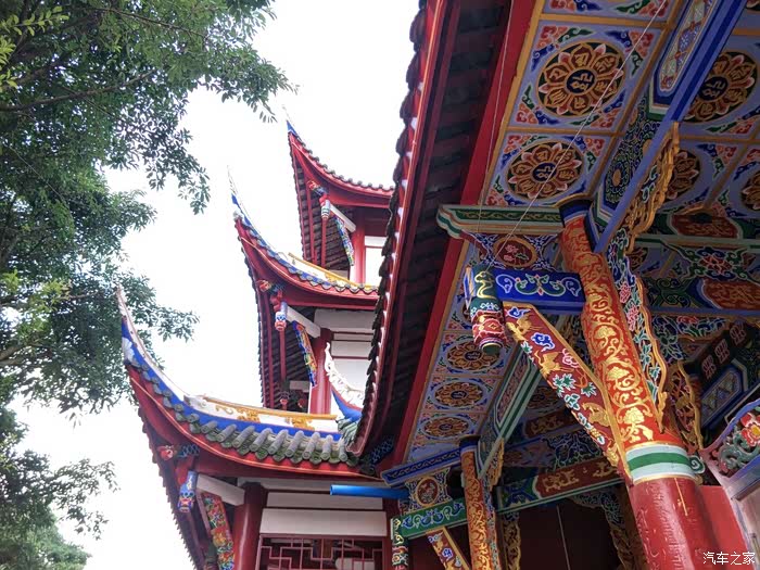 【四川长安suv联盟】环境优美的佛山古寺