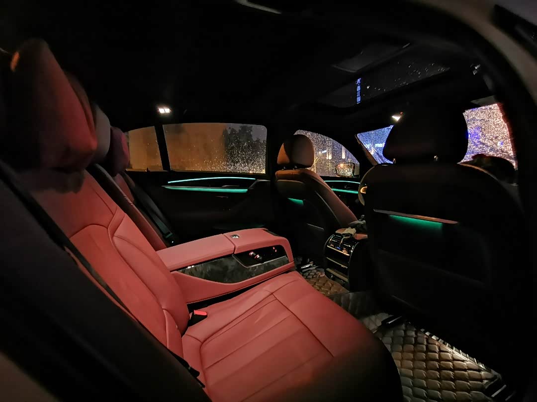 【图】夜晚的530,特别帅_宝马5系论坛_汽车之家论坛