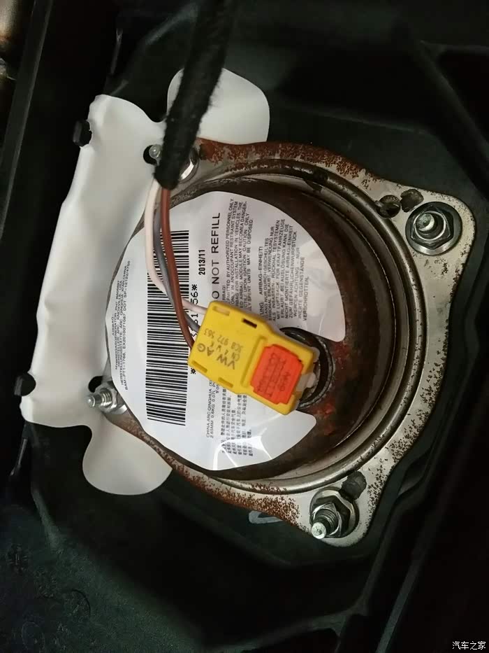 安全气囊发生器生锈有影响吗