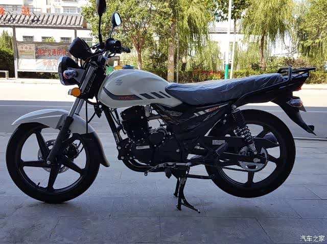 【图】喜提女朋友,铃木悍骏gr150复古版_铃木摩托车论坛_汽车之家