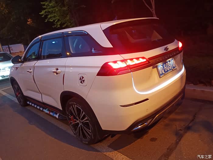 【图】x7尾灯改装升级完美了_长安欧尚x7论坛_汽车之家论坛