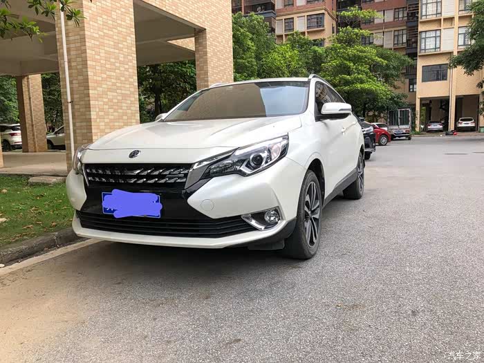 【图】蓝天白云的,这样出去玩,应该更加的快乐_众泰z560论坛_汽车之家