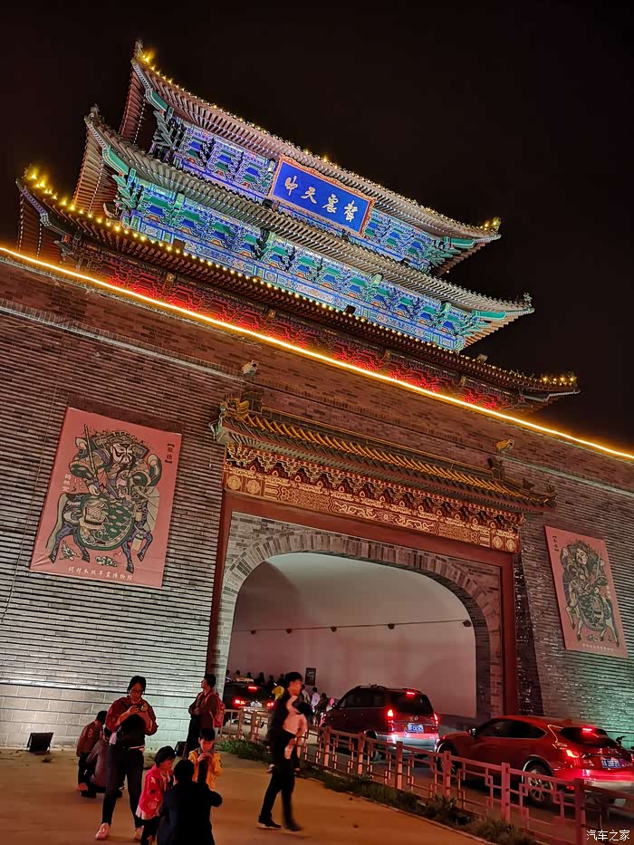 开封五一游之火爆的鼓楼夜市