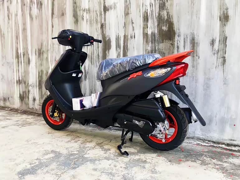 两台"神车"欣赏,希望能勾起曾经骑过的骑士的回忆