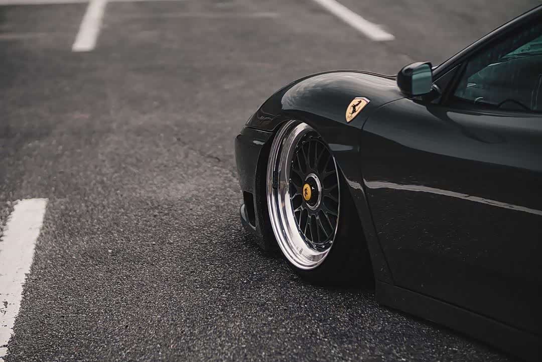 一匹骏马超级帅气霸气侧漏