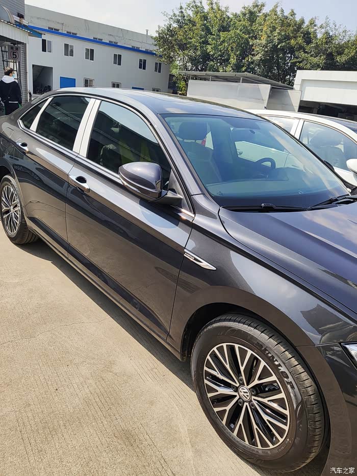 锰石黑速腾提车记川a