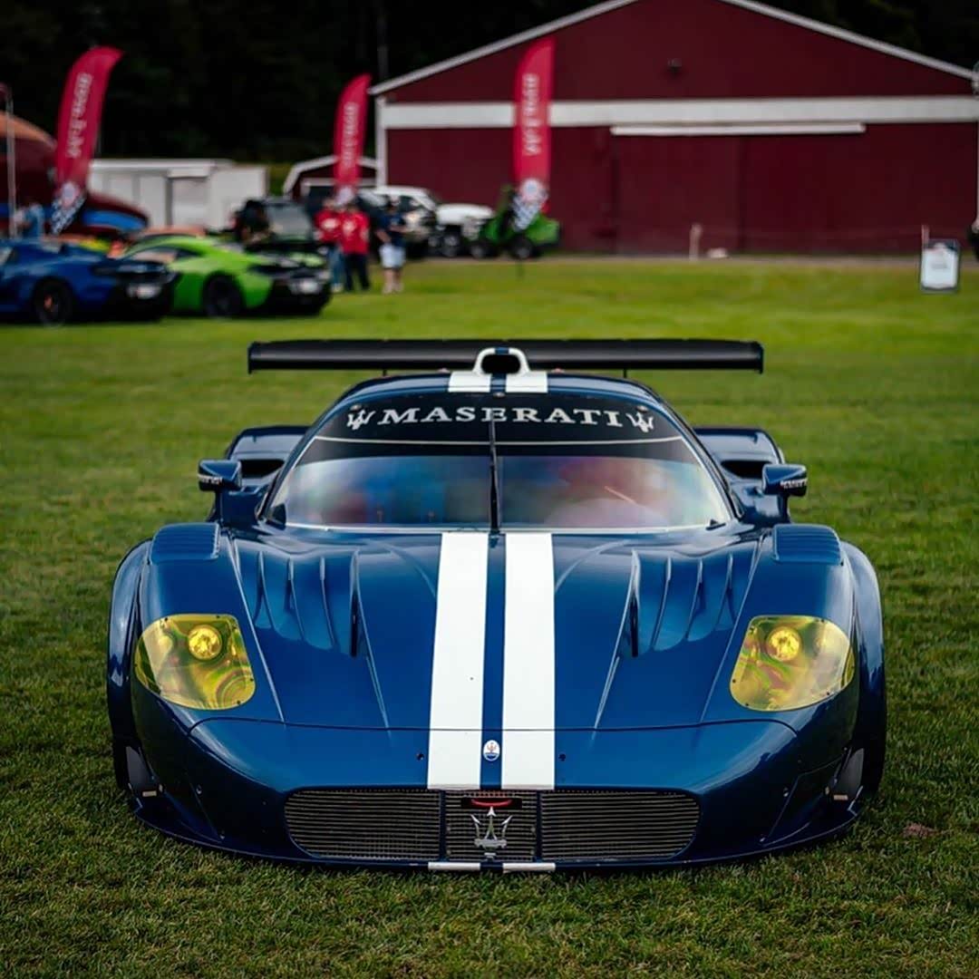 曾经的玛莎拉蒂mc12corsa超跑着实经典