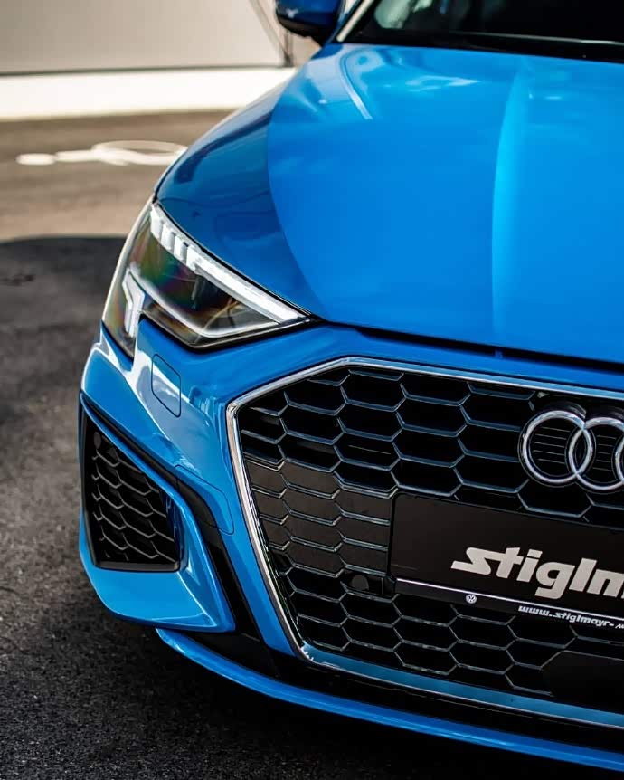 全新奥迪a3sportback宝石蓝太帅了