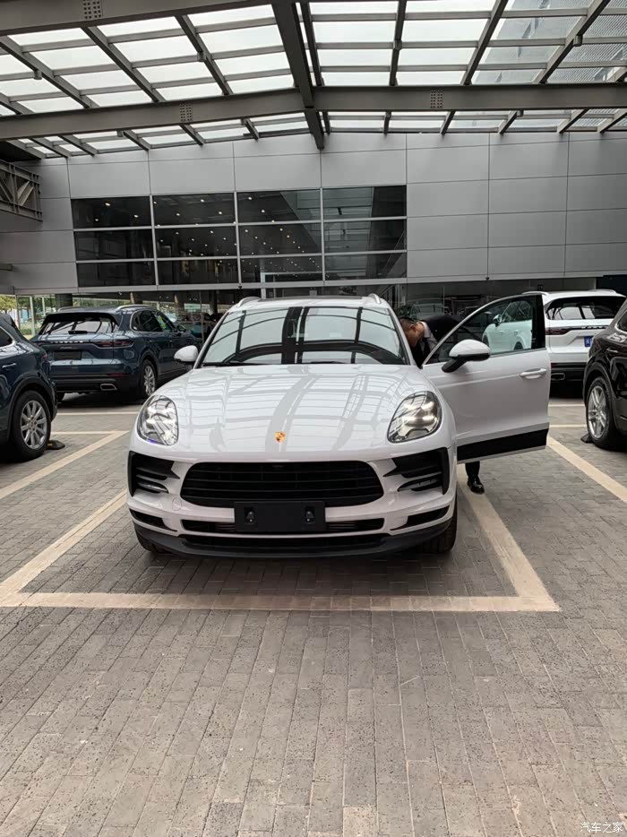 提车两个月glc300对比macan欢迎交流