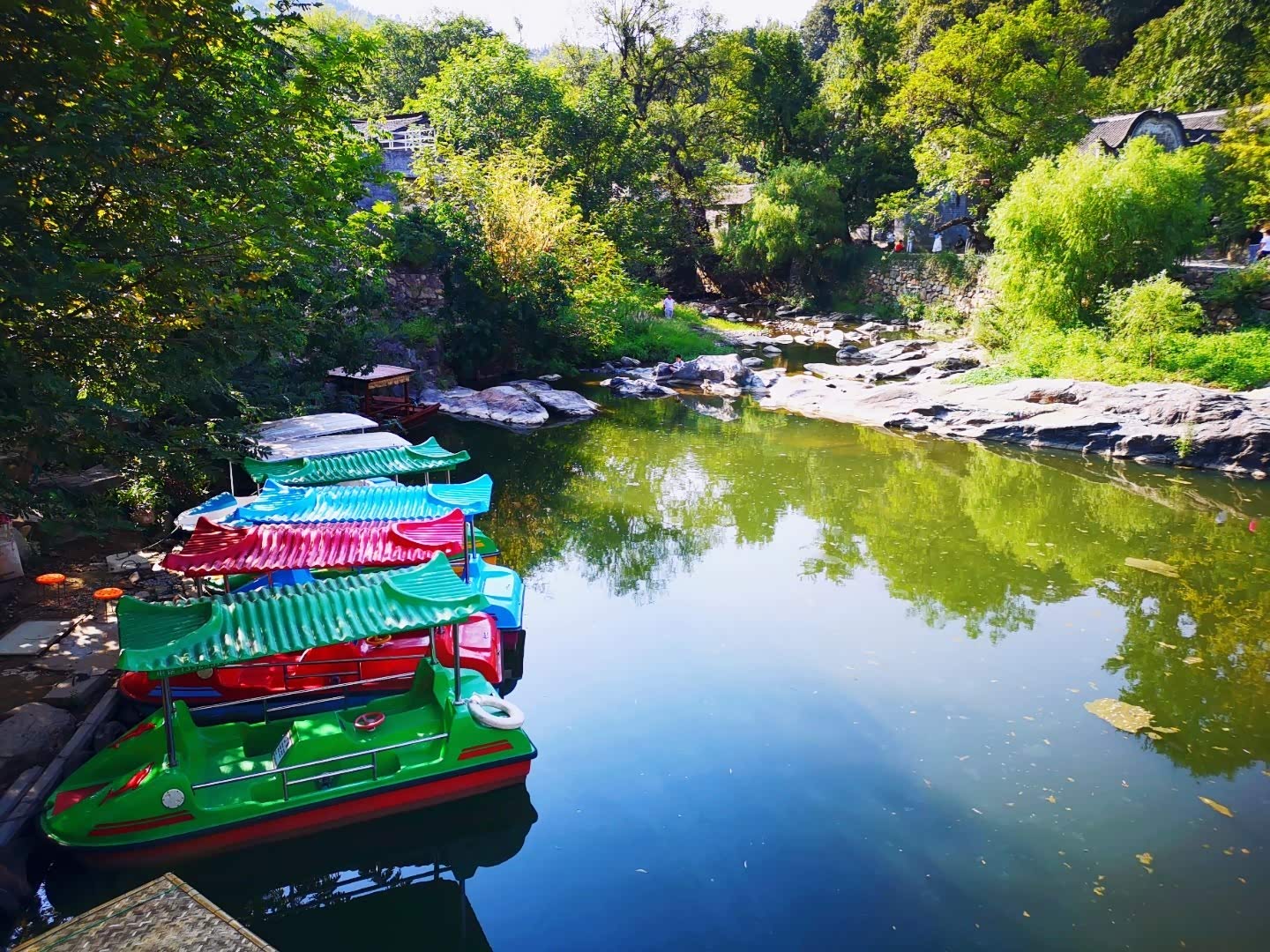 地处大别山腹地的西河湾古村落是典型的豫南古村落