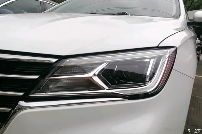 确认过的眼神,我家的荣威i5!